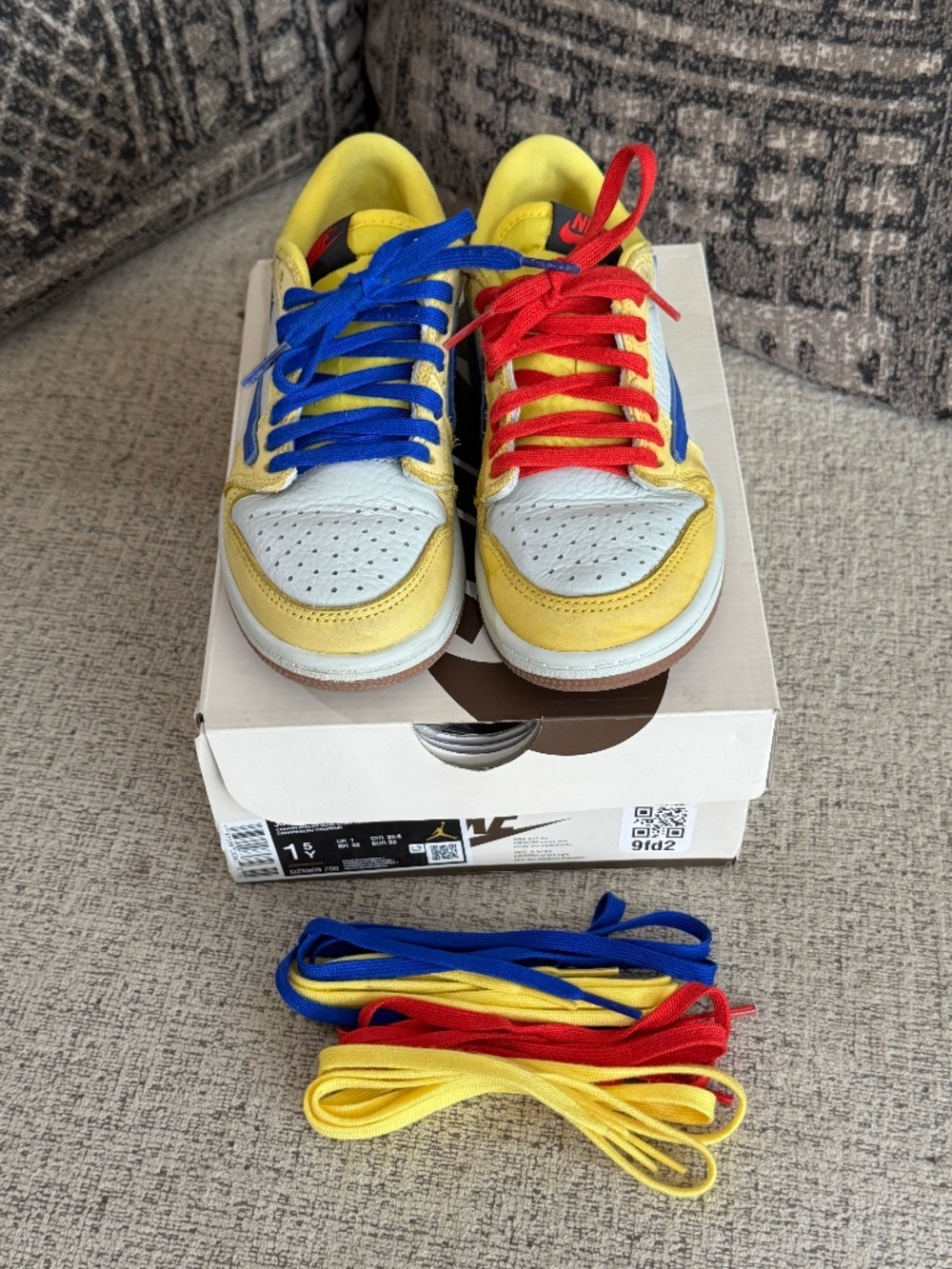 Jordan 1 Retro Low OG SP Travis Scott Canary (PS)
